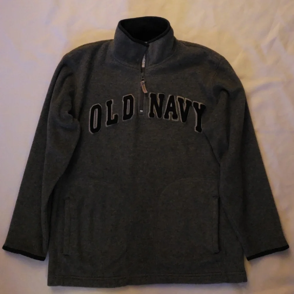 OLD NAVY SWEATER SZ L